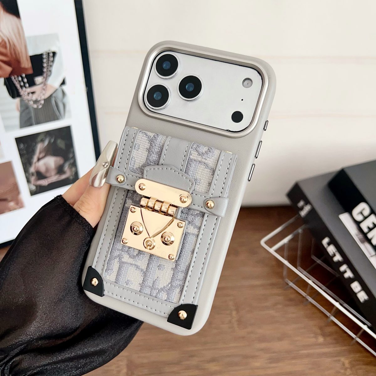 Fashion Crossbody Phone Case iPhone 13-17 Series