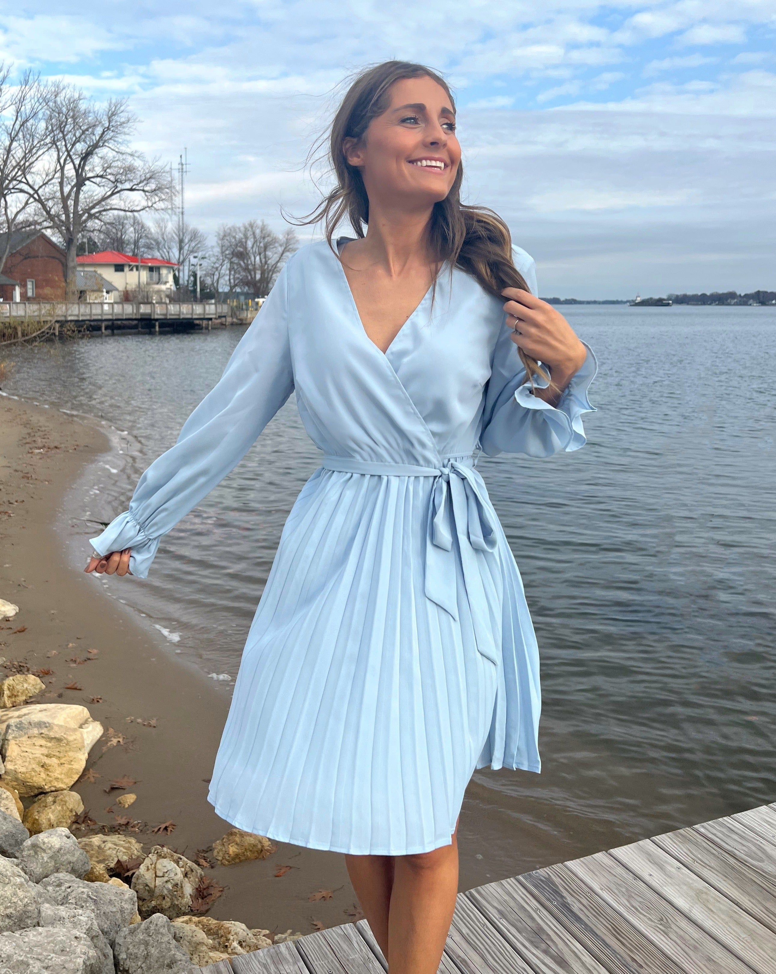 Luxuii Wrap V Neck Long Sleeve Tie Waist Pleated Mini Dress