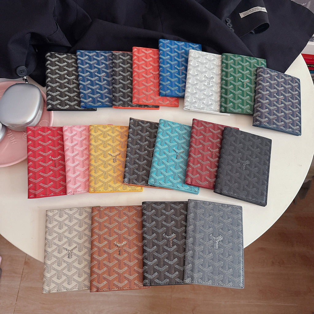 Luxury Geometric Pattern Passport Holder