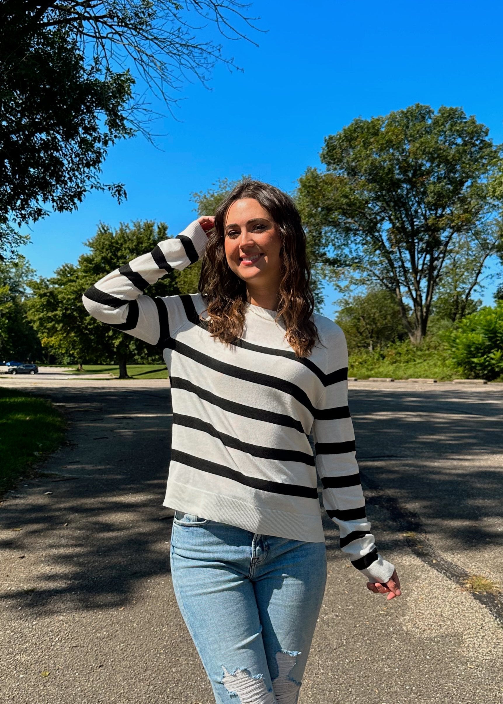 Luxuii Lightweight Striped Crewneck Ribbed Knit Shirts