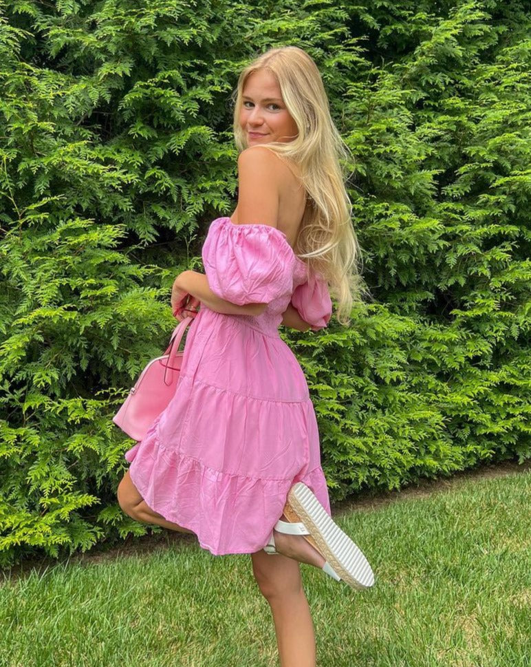 Luxuii Off Shoulder Square Neck Puff Sleeve Smocked ini Dress