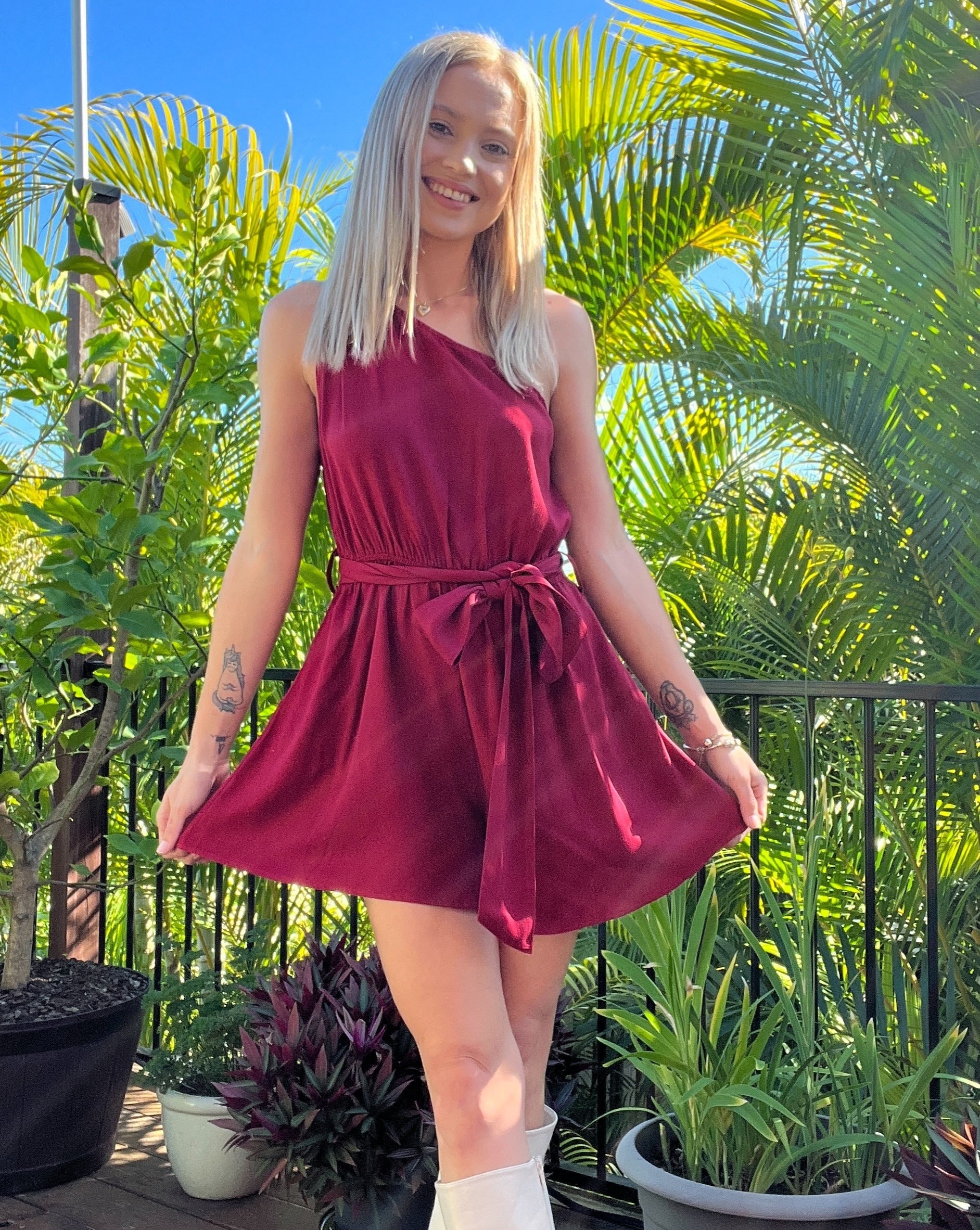 Luxuii One Shoulder Sleeveless Tie Waist Romper