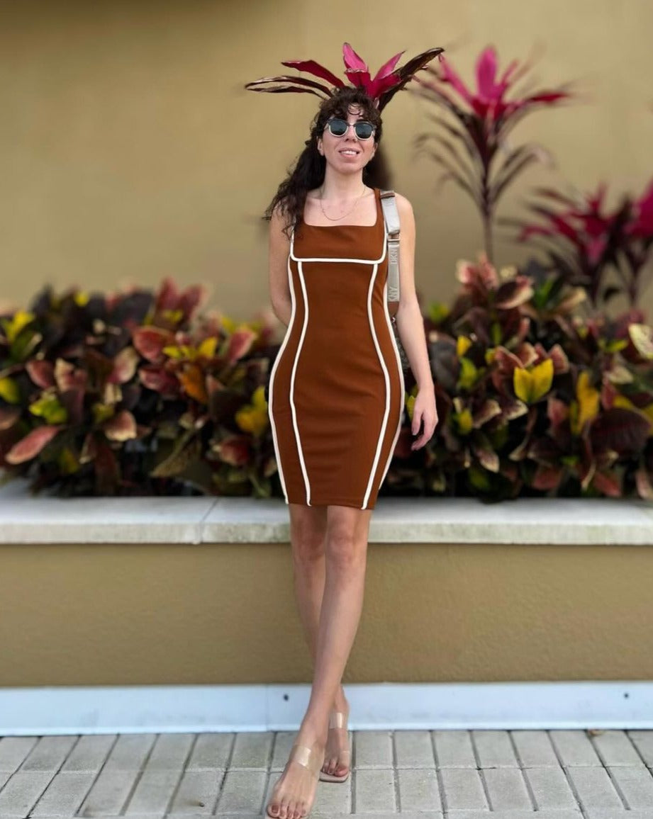 Luxuii Square Neck Color Block Bodycon Sleeveless Mini Dress