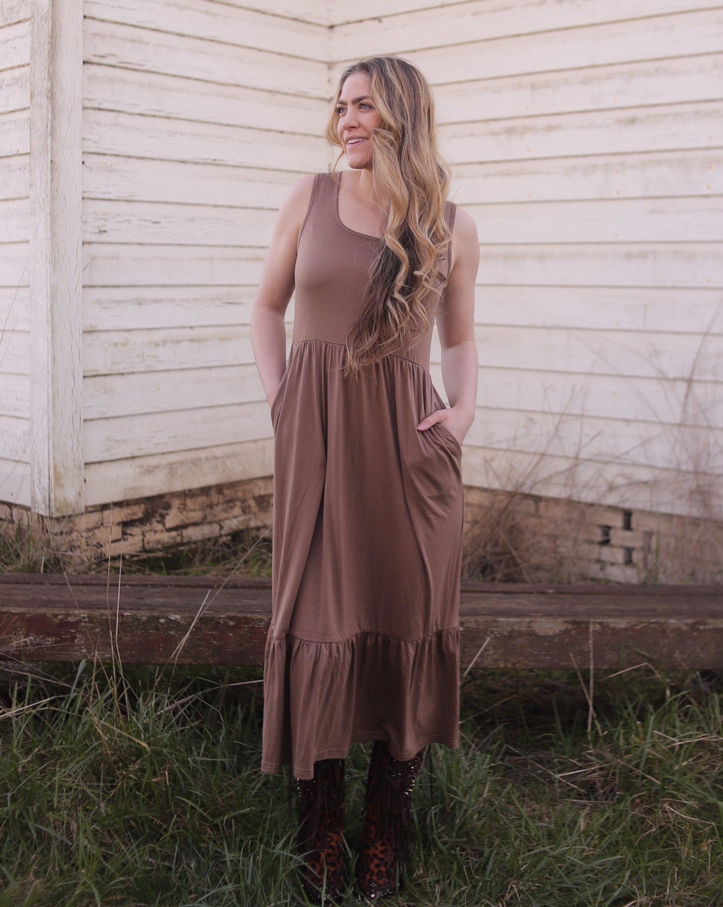 Luxuii Sleeveless Square Neck Tiered Swing Maxi Dress