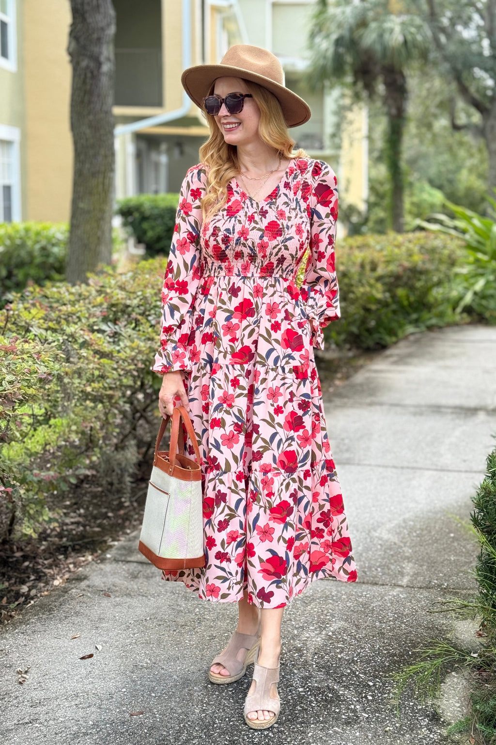 Luxuii Floral Boho V Neck A-Line Flowy Wedding Guest Dresses