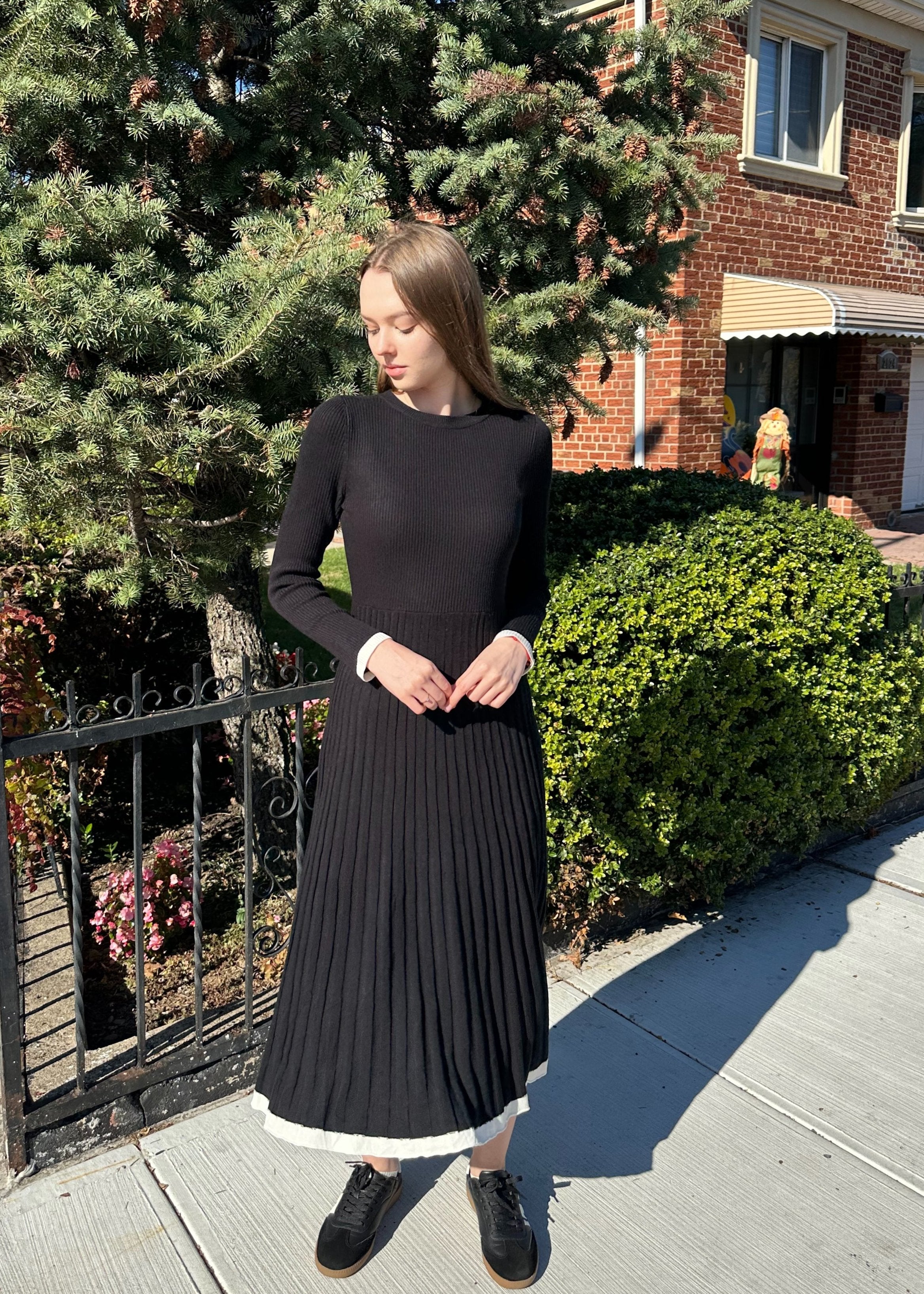Luxuii Crewneck Ribbed Knit Pleated A-Line Wedding Dresses