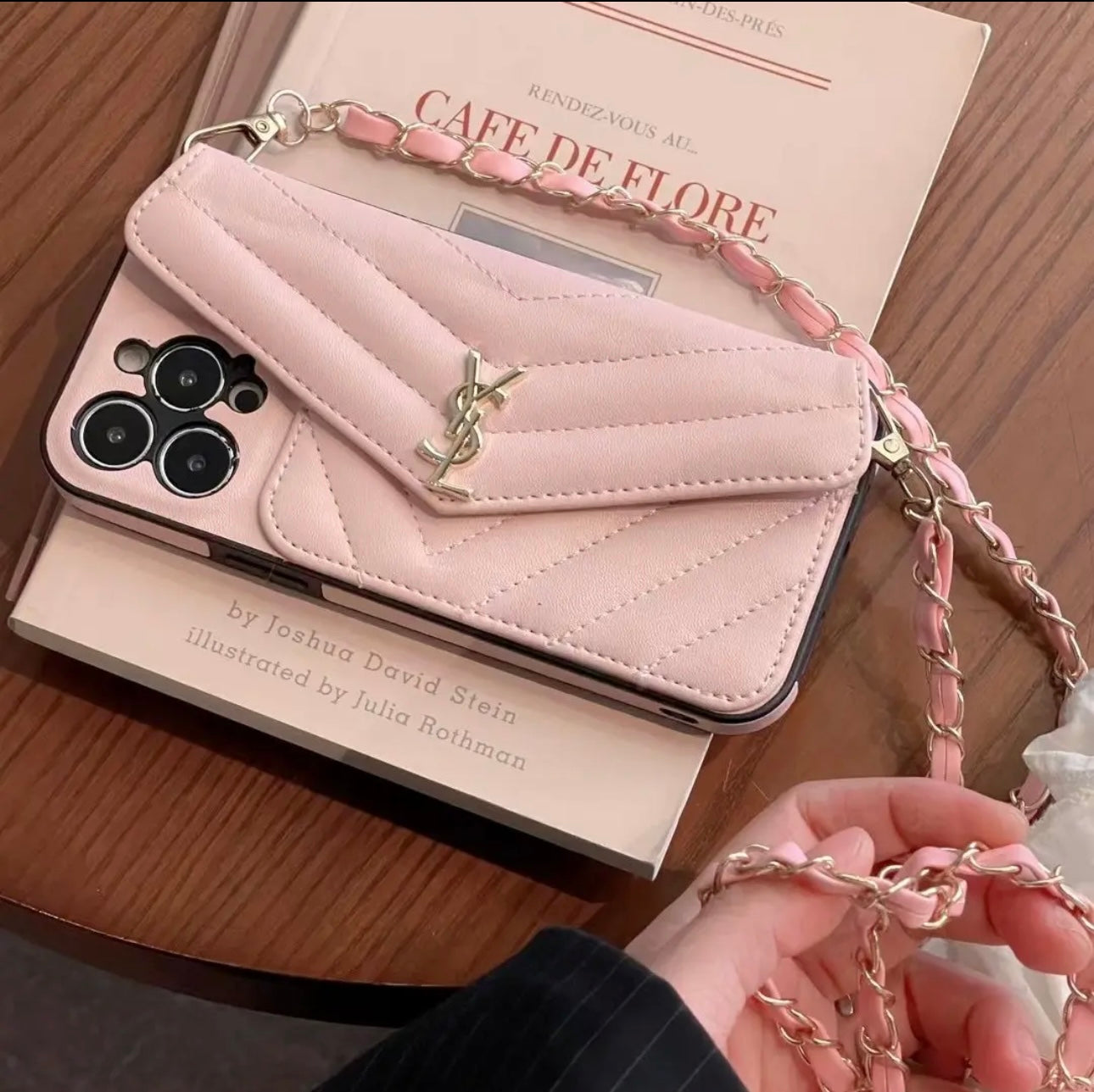 Luxurious iPhone Case（With chain）